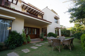 Elevé Villa